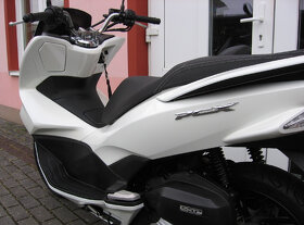 Honda PCX 125 25535 km - 10