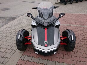 Can-Am Spyder F3-S Motopůjčovna Go Travel - 10