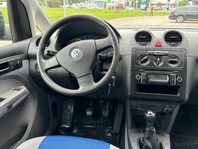 Volkswagen Caddy  1.6i 75kW 5Míst - 10