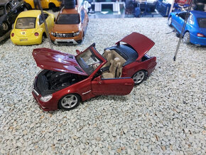 model auta Mercedes SL 550 cabrio 1:18 Maisto - 10