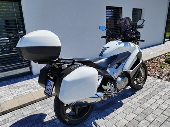Honda vfr 800 x Crossrunner - 10