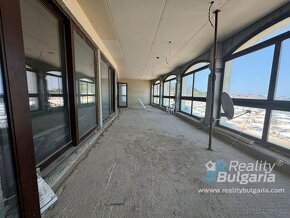 Pro podnikatele nabízím  RESTAURACI 1.027m² přímo na pláži - 10