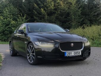 Prodám Jaguar XE 2,0 D 120kw r.v 2017 - 10