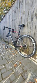 Siniční kolo Seciaized Roubaix Shimano 105 - 10