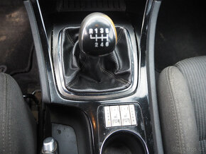 Ford Mondeo 2.0 TDCI klima, navi, vyhř. sedadla - 10
