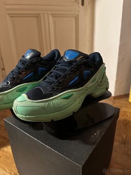 RAF SIMONS PHARAXUS Navy/ Mint EUR 46 (PC: 12 000 Kč) - 10