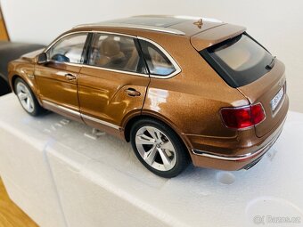 Bentley Bentayga Kyosho 1:18 - 10