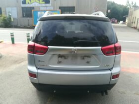 peugeot 4007 2,2HDi - 10