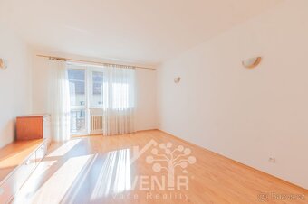 Pronájem bytu 3+1, 63 m2 - Zlín - Zarámí, ev.č. 00151 - 10