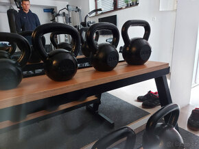 Ocelový kettlebell 4 - 32 kg - 10