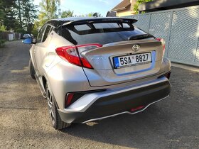 Toyota C-HR 1.2i Turbo Style, kamera, bez nehod+letn+zim.p - 10