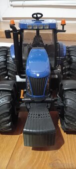 BRUDER Traktor+přídavná kola 4X - 10