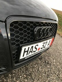 Audi A4 2,0 TDi S-line - 10