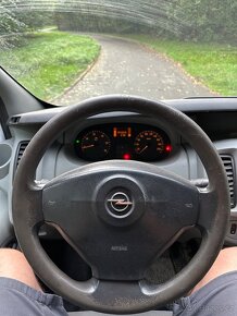 Opel Vivaro 1.9 CDTI 74kw - 10