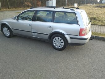 VW Passat 1,9 TDI combi - 10