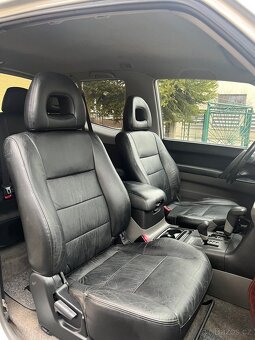 Mitsubishi Pajero 3 3.2 GLS = SuperSelect, Bez korozie = - 10