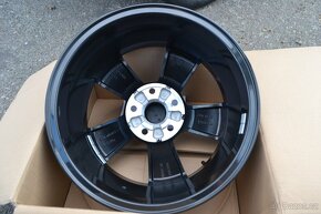 Nové orig. alu disky Škoda Karoq,Seat Ateca 6JxR16, 5x112. - 10