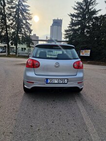 Volkswagen Golf V  generace  Uprava GTi, s velmi žádanou spo - 10