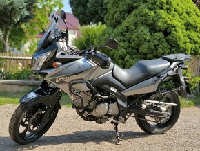 Suzuki V-Strom DL 650 - 10