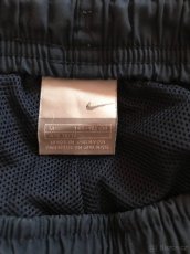 Chlapecké sportovní kalhoty NIKE vel.140-152 - 10