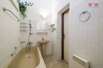 Prodej bytu 4+1, 106 m² + garáž, Kar. Vary, ul. Blahoslavova - 10