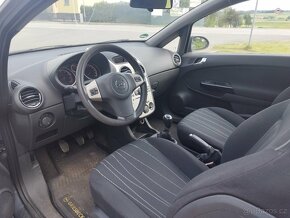 Opel Corsa 1.4i - 10