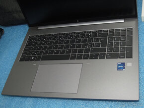 HP ZBook Fury 15.6" IPS G7 Workstation i7-10850H 1TB Quadro - 10