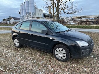 Ford Focus 1.4 benzin r.v.2007 pouze 112000 km - 10