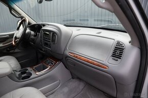 LINCOLN NAVIGATOR 5.4 V8 KOUPENO NOVÉ V ČR 1. MAJITEL DPH - 10