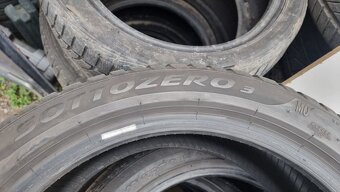 Zimní pneumatika 225/45/18 Pirelli - 10