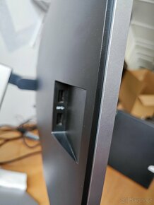 ⎚24" IPS HP E243 profi monitor, pivot , bezrámečkový - 10