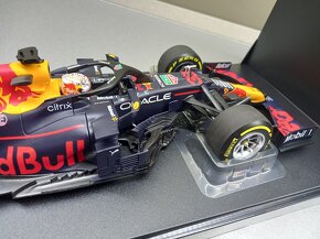 F1 RED BULL RB16B VÍTĚZ EMILIA ROMAGNA 2021 VERSTAPPEN 1:18 - 10