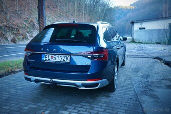 Škoda Superb Combi 2.0 TDI Scout 4x4 DSG - 10