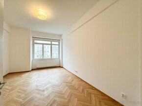 Pronájem bytu 2+1 + hala, 94m2, 2x balkon,  4.. patro s výta - 10