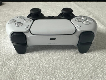 PlayStation 5 s mechanikou - 10