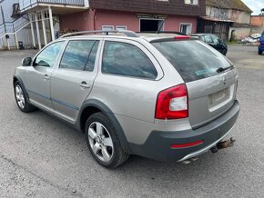 Díly z vozu škoda Octavia 2 combi Scout - 10