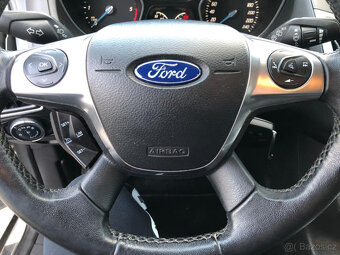 Ford focus Combi  1.6 nafta - 10