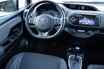 Toyota Yaris 1.5 Hybrid Active e-CVT - 10