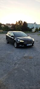 Ford Focus lll
 - 10