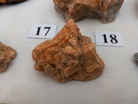 S85 Sbírka 22 ks minerálů a zkamenělin - 10