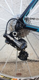 Silniční italské kolo Basso Astra / Campagnolo - elektrika - 10