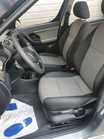 Škoda Roomster 1,4i 16V 63 KW Serviska klima - 10