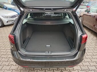 VW Passat B8 2.0TDI 110kW DSG Matrix ACC Keyless ERGO DAB Qi - 10