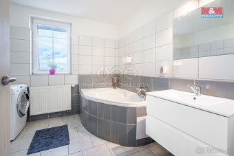 Prodej bytu 3+kk, 71 m², Litvínovice - 10