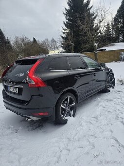 VOLVO XC60 R Design - 10