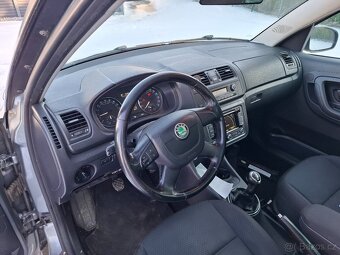 ŠKODA ROOMSTER 1.6TDi r.11 SERVISKA, VÝBAVA, PĚKNÝ - 10