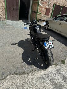 Yamaha mt 09 Black - 10