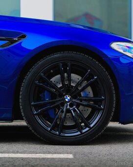 BMW M5 Marina Bay Blue - 10