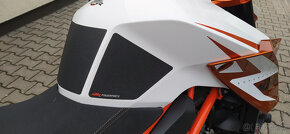 KTM 1290 Super Duke R Special edition - 10