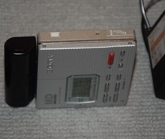 MINIDISC minidisk recorder SONY MZ-R90,DO,přísluš.,adapter - 10